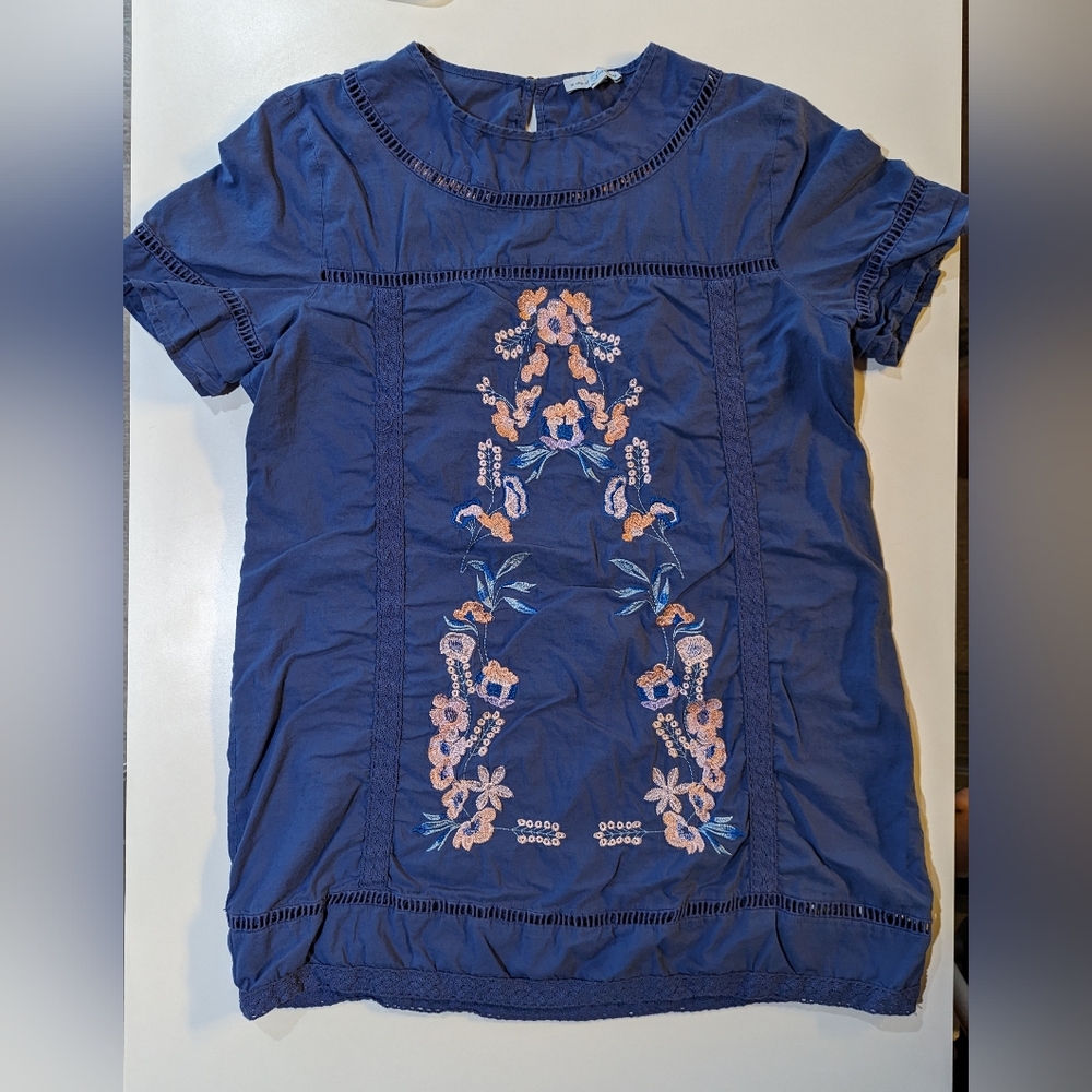 A Dip of Darling Blue Floral Embroidered Short Sleeve Tunic/Dress Size Large